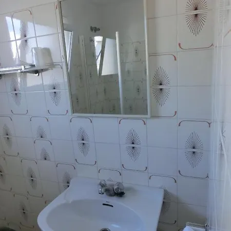 Hotel Catala *
